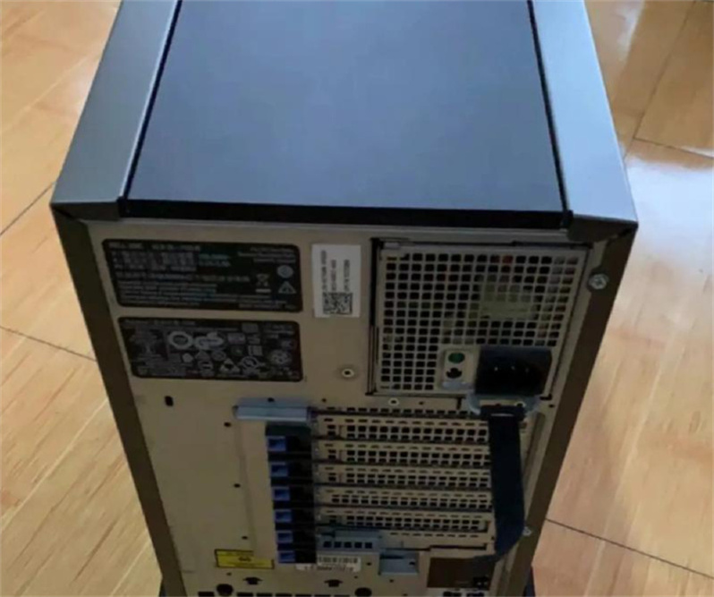 1核1g阿里云服务器价格